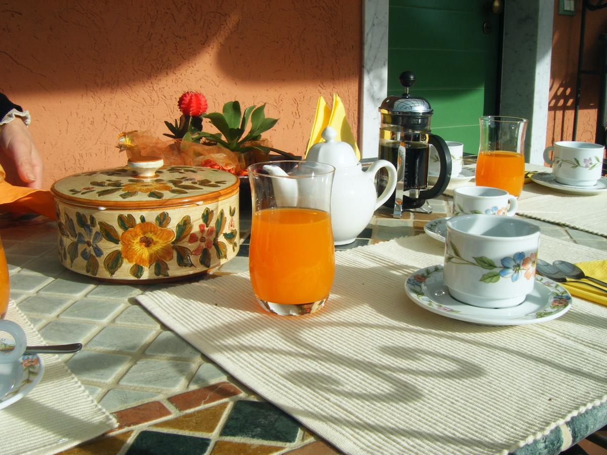 Giusy Bed And Breakfast Marina Di Carrara Eksteriør billede